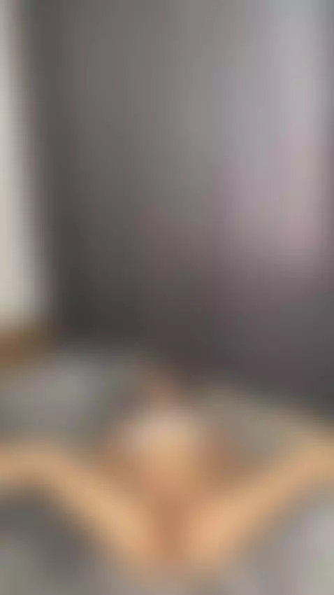 Brunettes leave a mark.
The mark is on OnlyFans. by eliafire