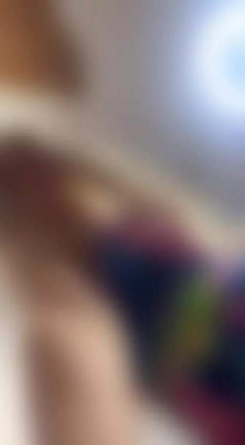 Brunettes leave a mark.
The mark is on OnlyFans. by eliafire