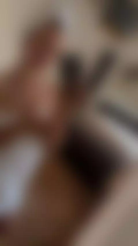 My darkness is your interest.
Interest—OnlyFans by eliafire