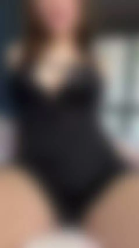 😏 I was soaking in the heat and couldn’t stop touching mysel... by cutebambyeyes