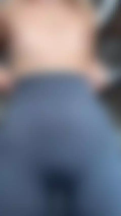 My skin carries quiet heat 💋💫 by alinahart