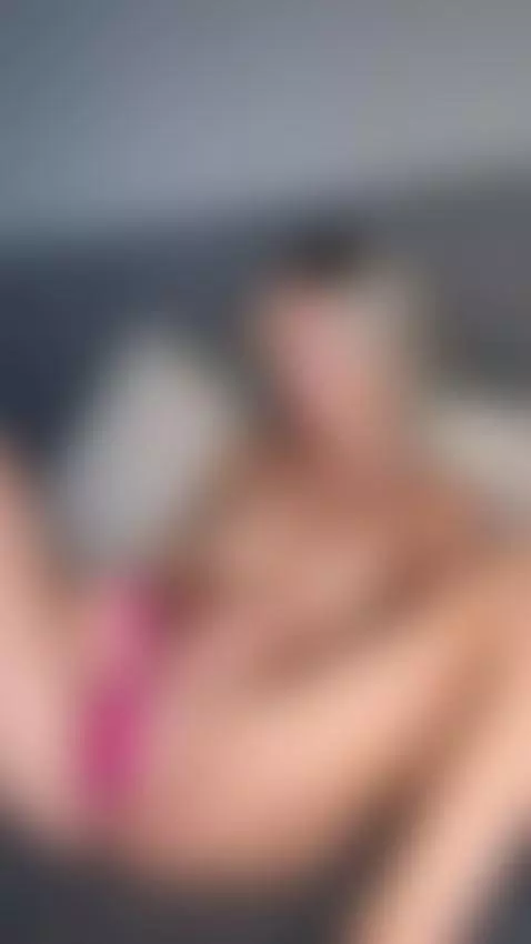 I move slow, assured 💋💫 by alinahart