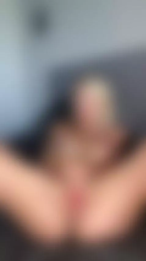 I let warmth finish the thought 😈💧 by alinahart