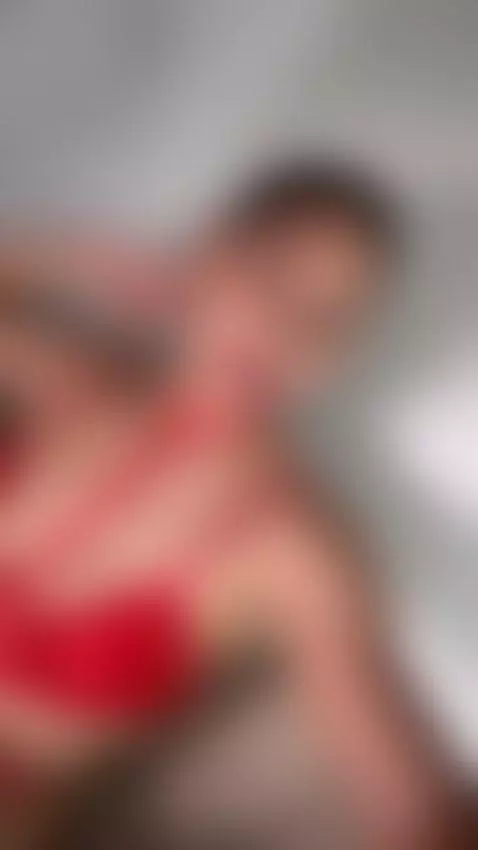 I liked red lingerie by rosahottt