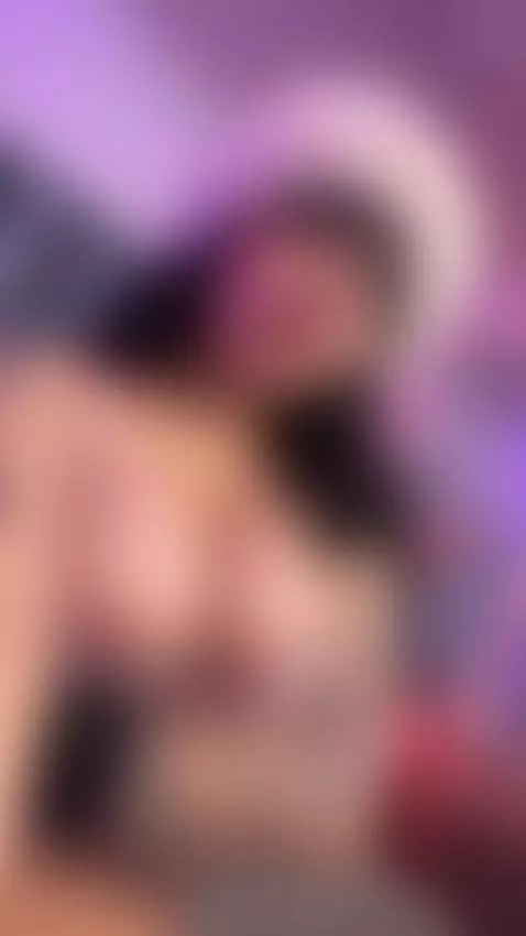 Who’s ready to be my favorite distraction tonight? 😏🔥 by naeniademon