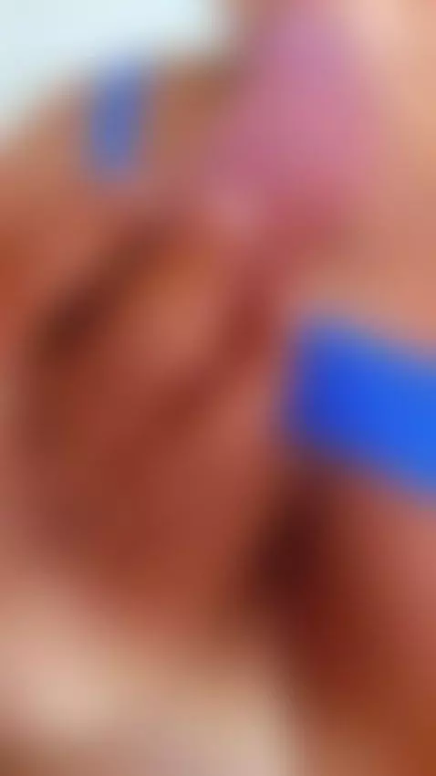 Chupano essa rola, enquanto meu cunhado ta aqui em casa, só ... by crentesafada