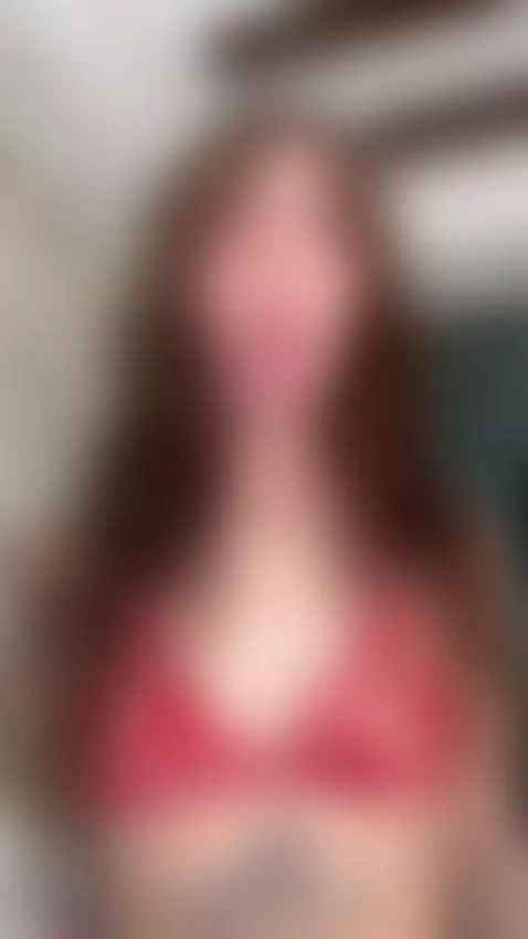 You should fuck this lil body by eclipsedoll