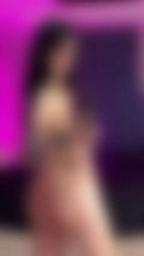 Do you prefer to cum or to stay horny for me by eclipsedoll