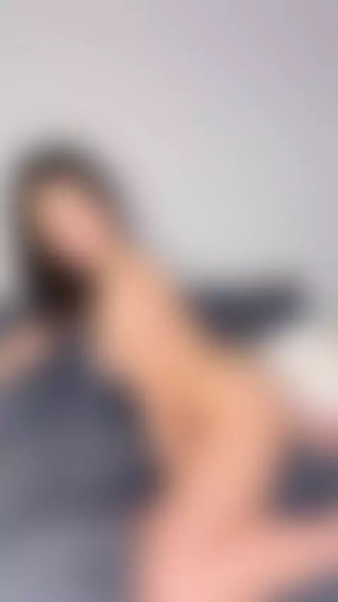 Chubby big ass spread + natural tits out 😈 OF link by lilywave