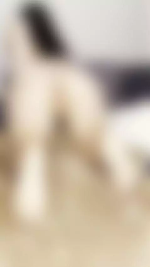 Chubby teen massive ass & swollen juicy lips close & persona... by lilywave