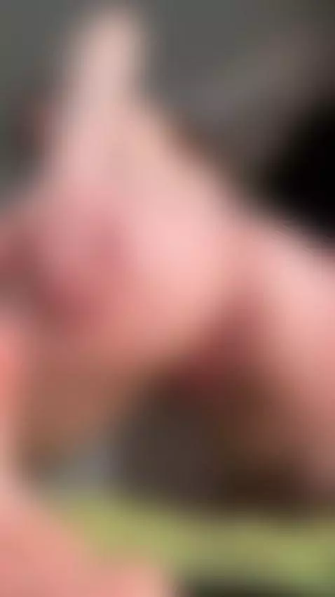 Grab my hair and make me suck your big cock by soficrush