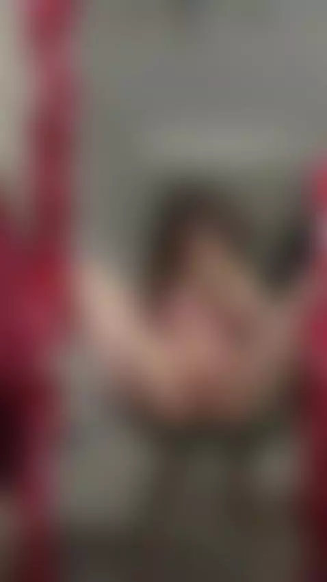 I want a juicy cock to please me by soficrush