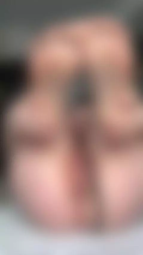 You deserve to be sent vids like this everyday by soficrush