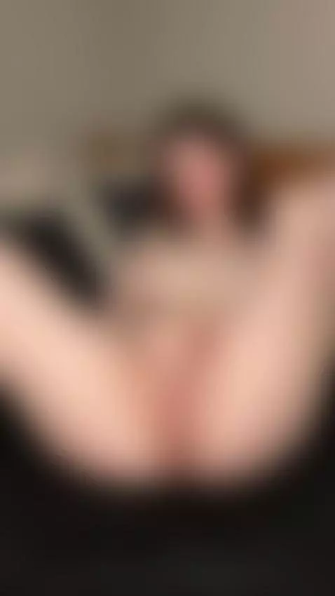 I want your cum to flow from my tongue to my tits by soficrush