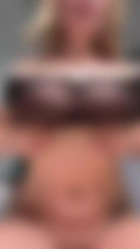 What could be better than juicy blonde in your bed by itsmillie