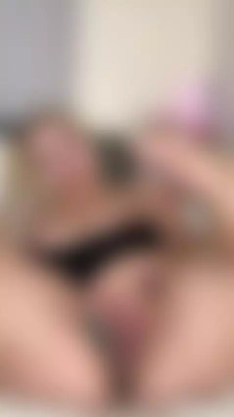 Feeling extremely hot tonight by itsmillie