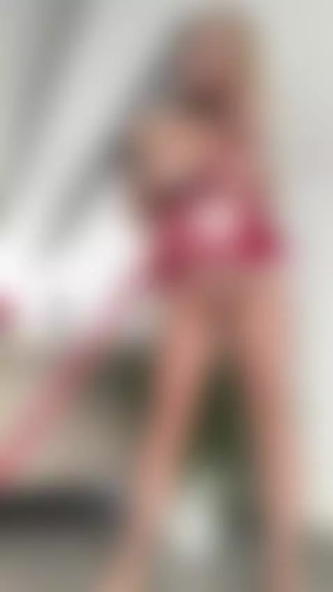 My teen curves can hypnotize you by itsmillie