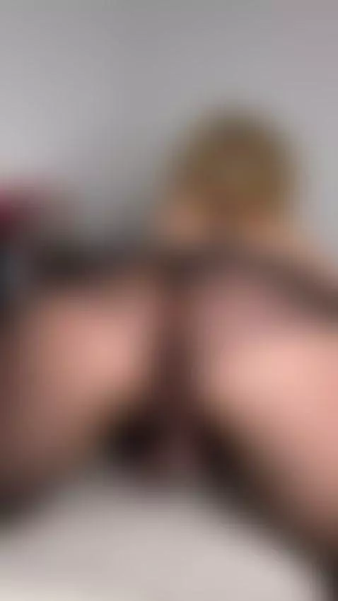 I can be your girlfriend for one night by itsmillie