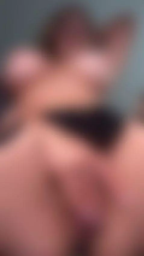 I play with my body until my pussy gets totally soaked by itsmillie