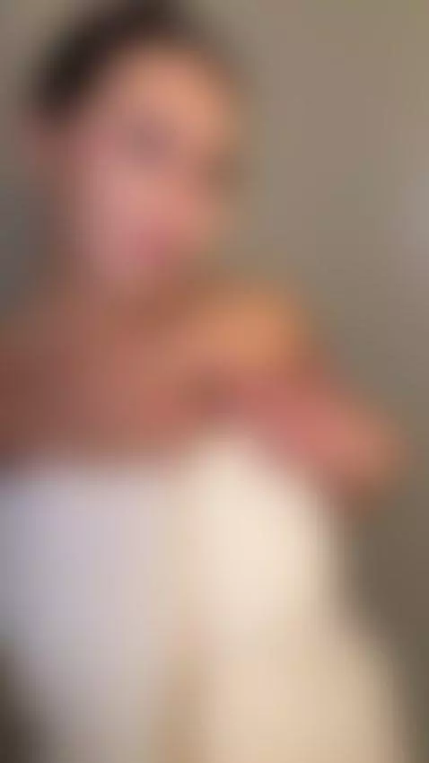 Teen slut, down to fuck me raw by skyamina