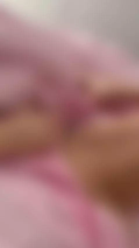 I feel so horny that I want to devour any cock by skyamina