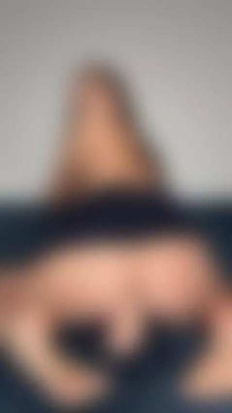 Can you help me not get bored at home alone? by skyamina