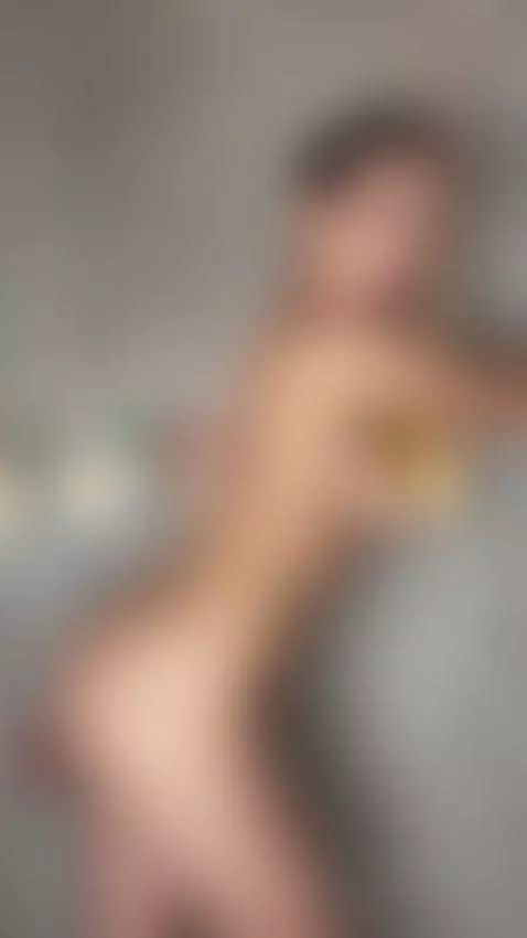 Solo shower play. by skyamina