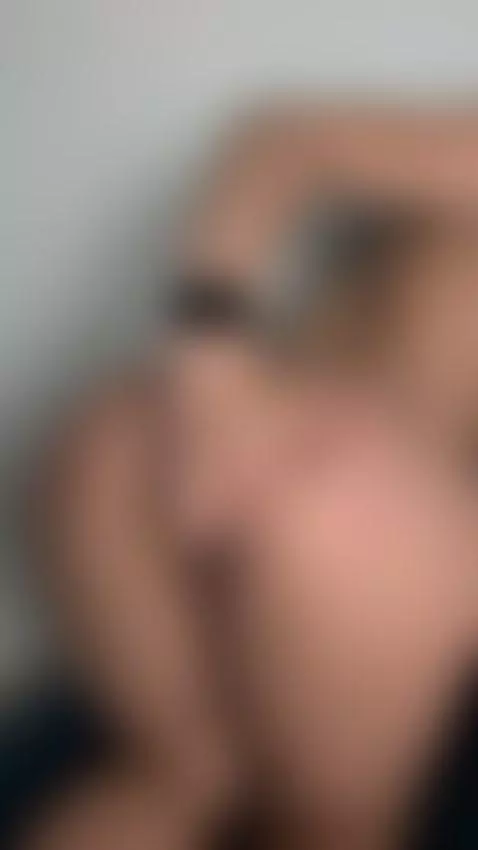 Do you eat ass before you fuck by lizzysx