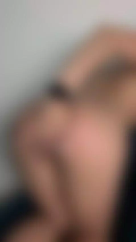 I’m here to satisfy all your desires by lizzysx