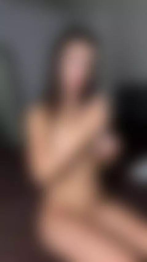 Let me distract you for a little while by lizzysx