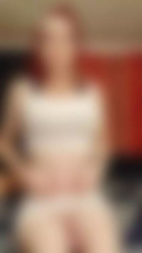 Hola💯 by invinciblelevy