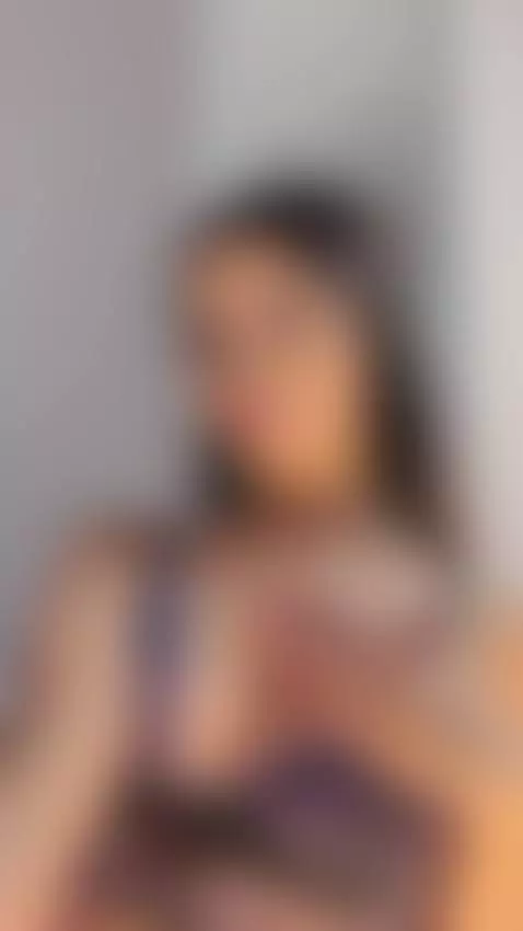 Do you like my pants?🧎🏻‍♀️ by keimywilde