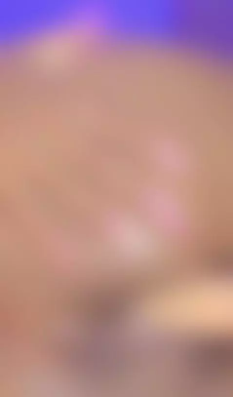 Playing alone... Wanna join? 🎀 by daphnevenus