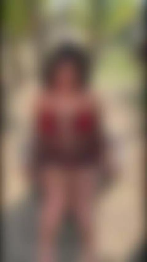 I wasn’t sure about posting it… now I know why I did 😈🔥 by daphnevenus