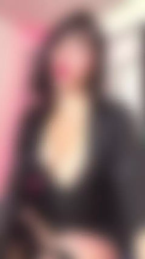 advertencia: te pudo distraer 🥰
https://stripchat.com/emily_... by kateehorny