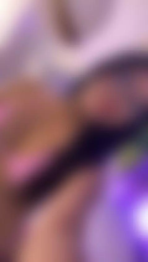 going live, join me im waiting you by samantha-rousee