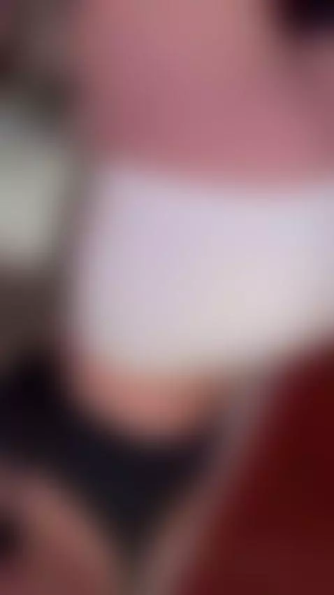 https://www.camsoda.com/evaa-stevens by evaa-stevens
