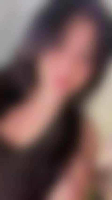 https://www.camsoda.com/es/evaa-stevens
 charming looks by evaa-stevens