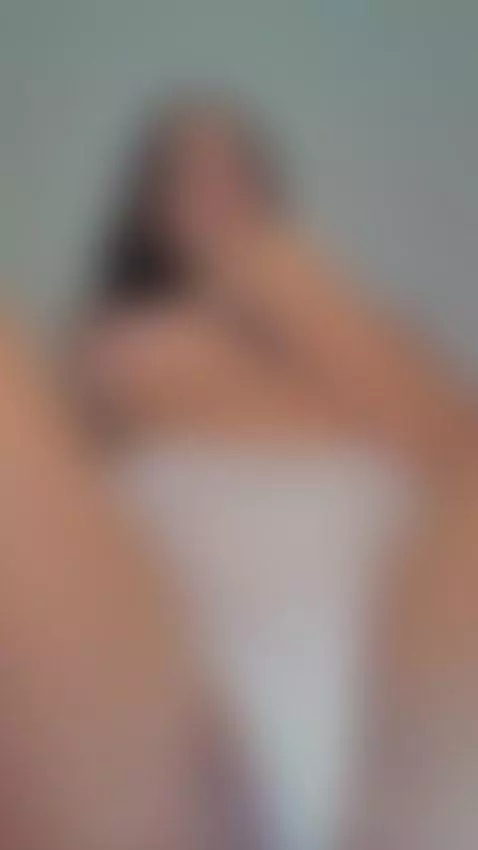 Are you looking me in the eyes?😉😋 by natasshahot