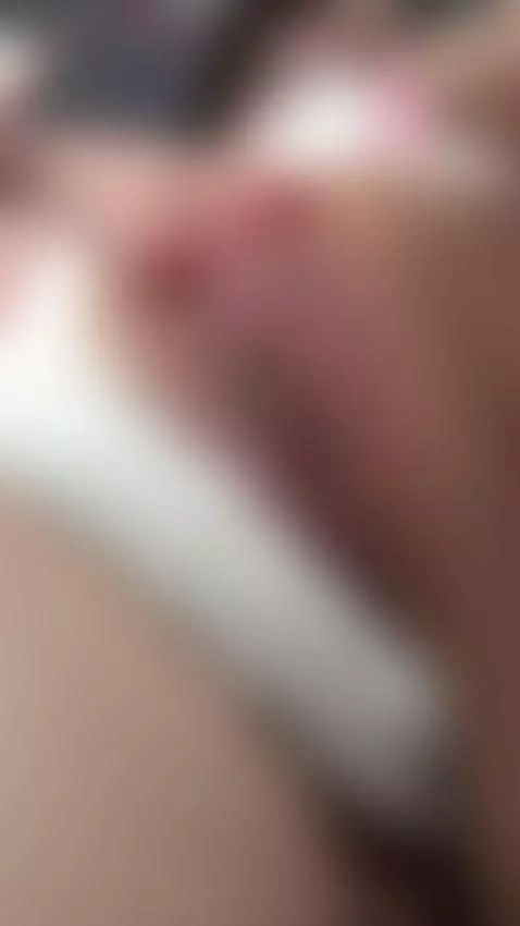 Would you lick my pussy on a first date? by naturalagatha