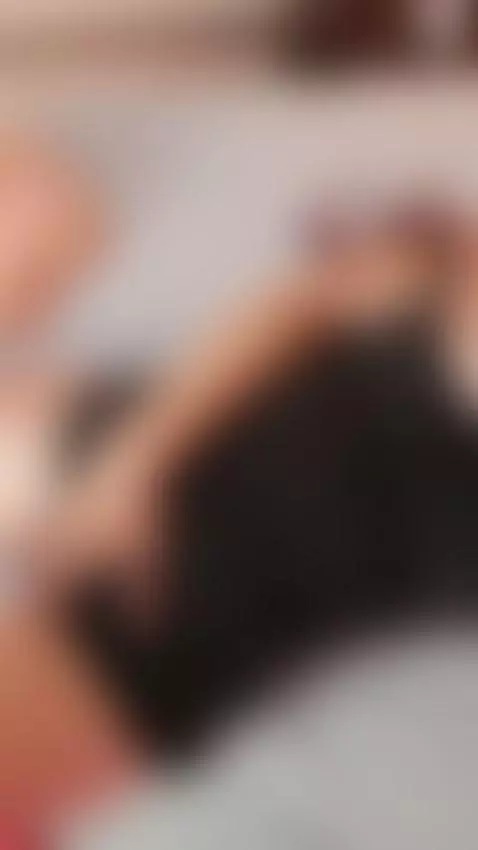 I want you in my bed😈❤️‍🔥 by daphnebeaumont