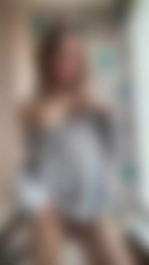 Plant your kisses all over my body by shyamelia