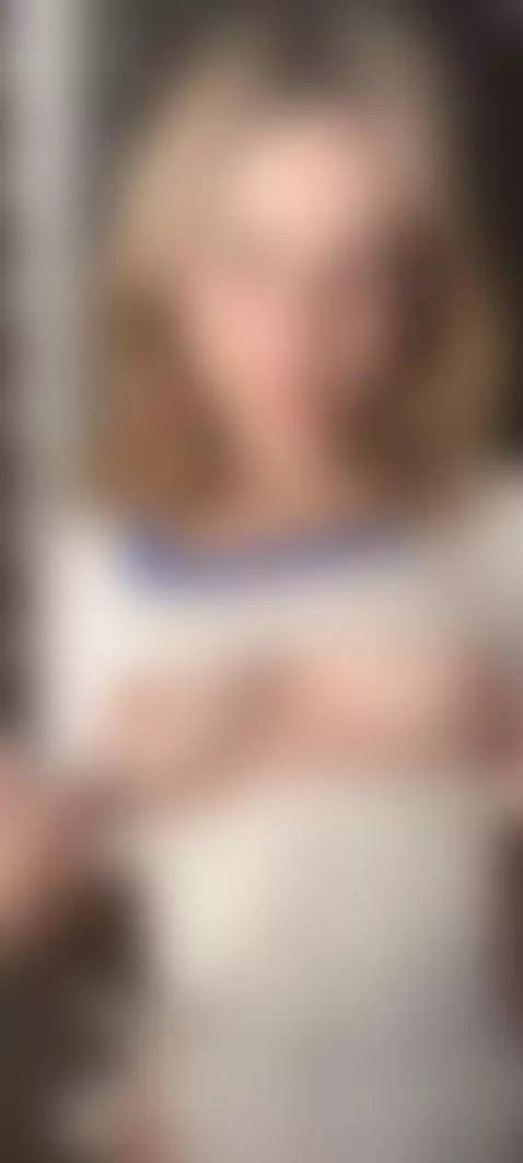 I know how to touch myself and cum fast by shyamelia