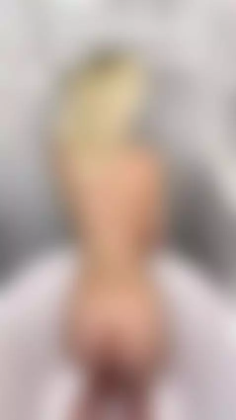 I feel so horny that I want to devour any cock by kiraglow