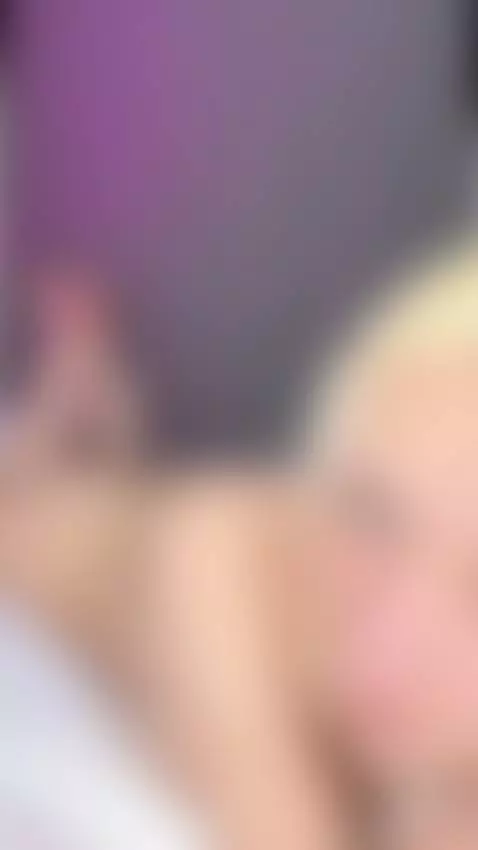 Try not to let this get too deep in your thoughts. by kiraglow