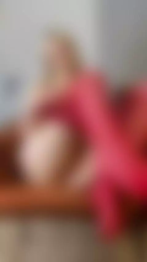 I'll be the slut that will take care of your needs by kiraglow