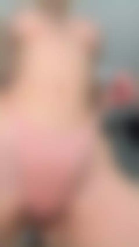 I’m your cute teen girl next door with a dirty mind by kiraglow