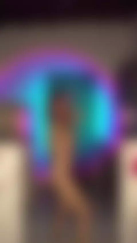 sexy dance and a lot of passion 🤤😍😈 by pamelalambert