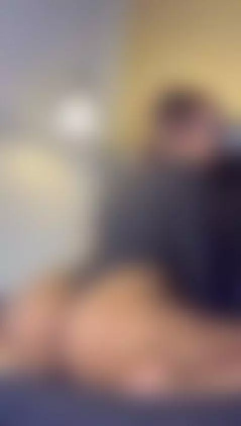 Today is a very hot day and I need my ass to take a beating ... by zoeblancc