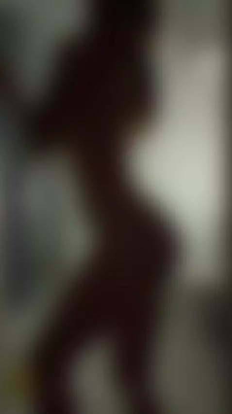 🔥Blonde grinding her thick ass slow 🍑 Unlock OF by liagrace
